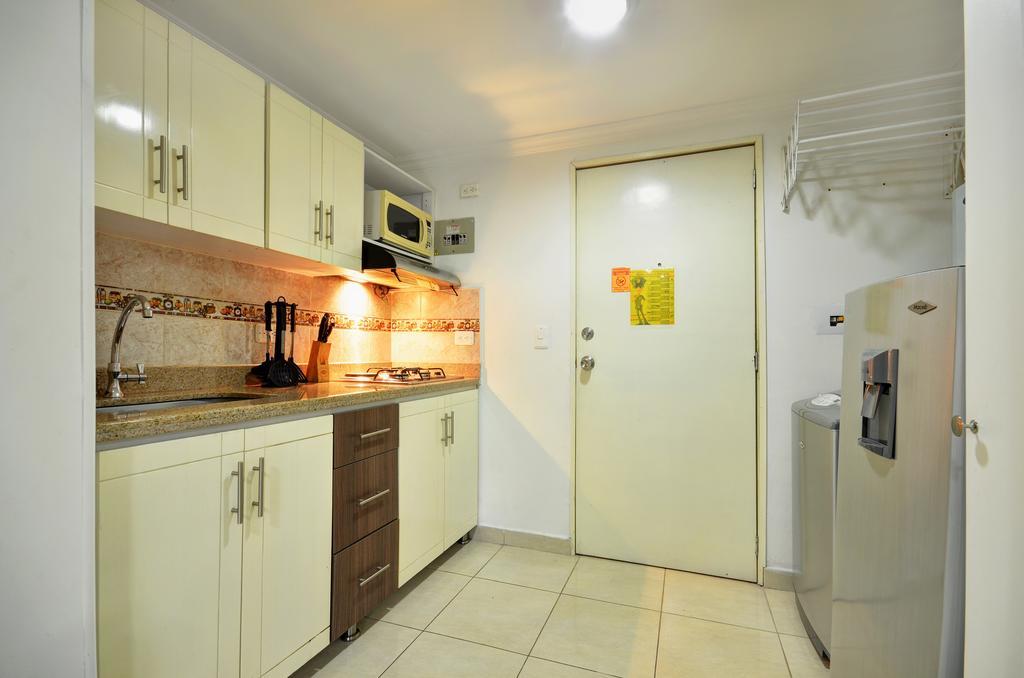Apartamentos Amoblados Jg De La 70 麦德林 外观 照片