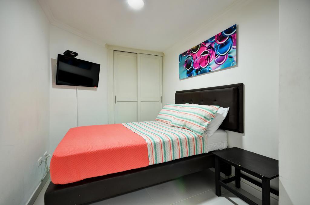 Apartamentos Amoblados Jg De La 70 麦德林 外观 照片