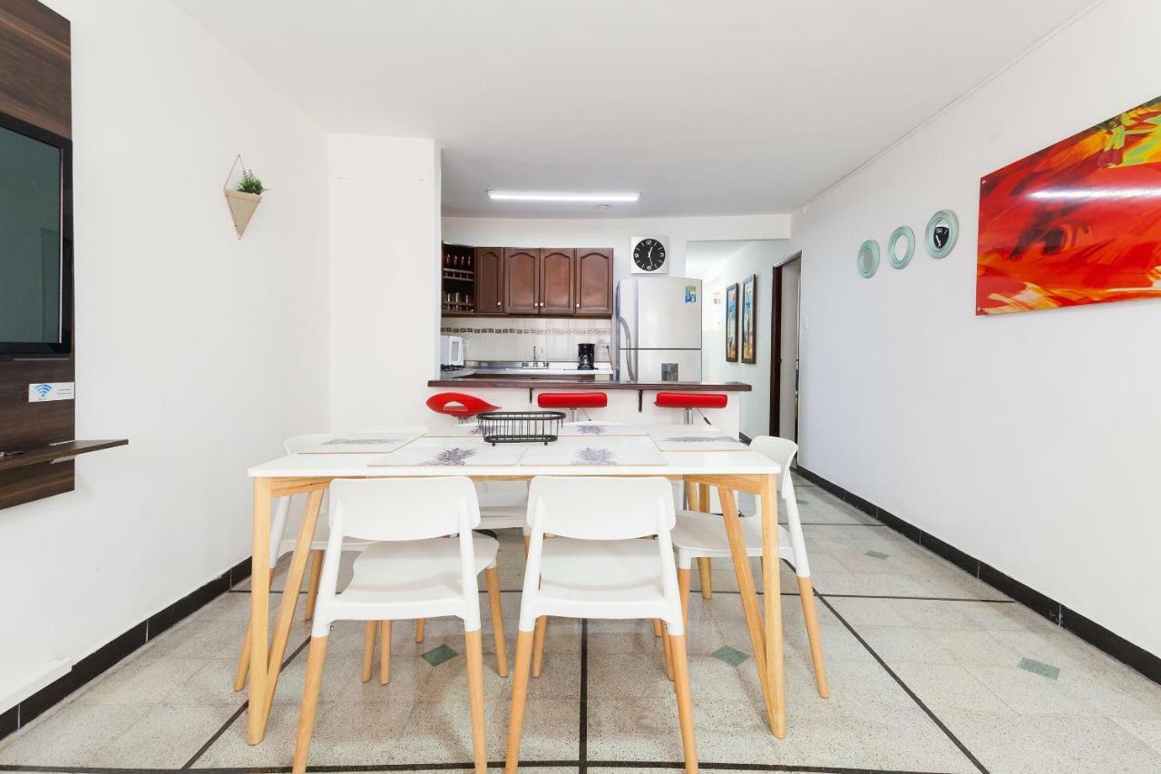 Apartamentos Amoblados Jg De La 70 麦德林 外观 照片