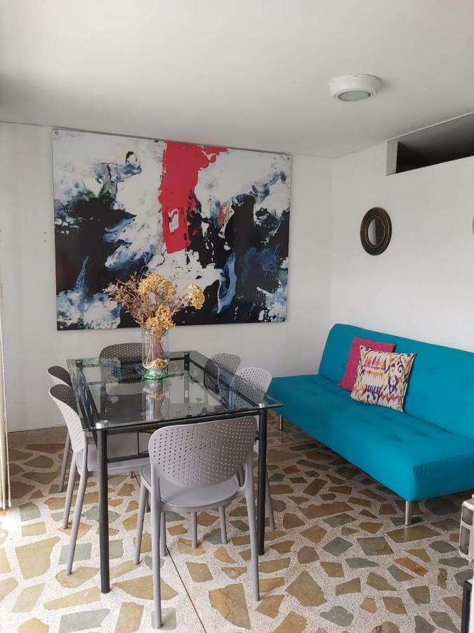 Apartamentos Amoblados Jg De La 70 麦德林 外观 照片