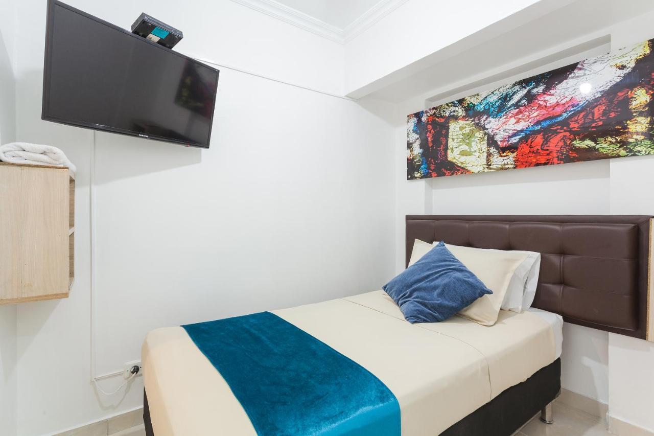 Apartamentos Amoblados Jg De La 70 麦德林 外观 照片